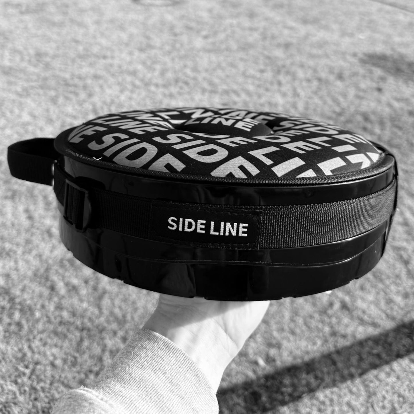 (PRE-ORDER) SIDELINE XL – Swivel Cushion Sports Stool (400kg Rated)